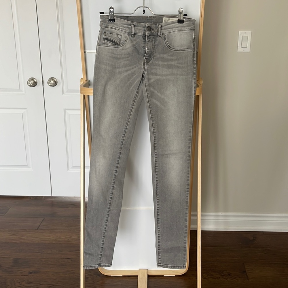 Diesel women 0885J stretch jeans gray